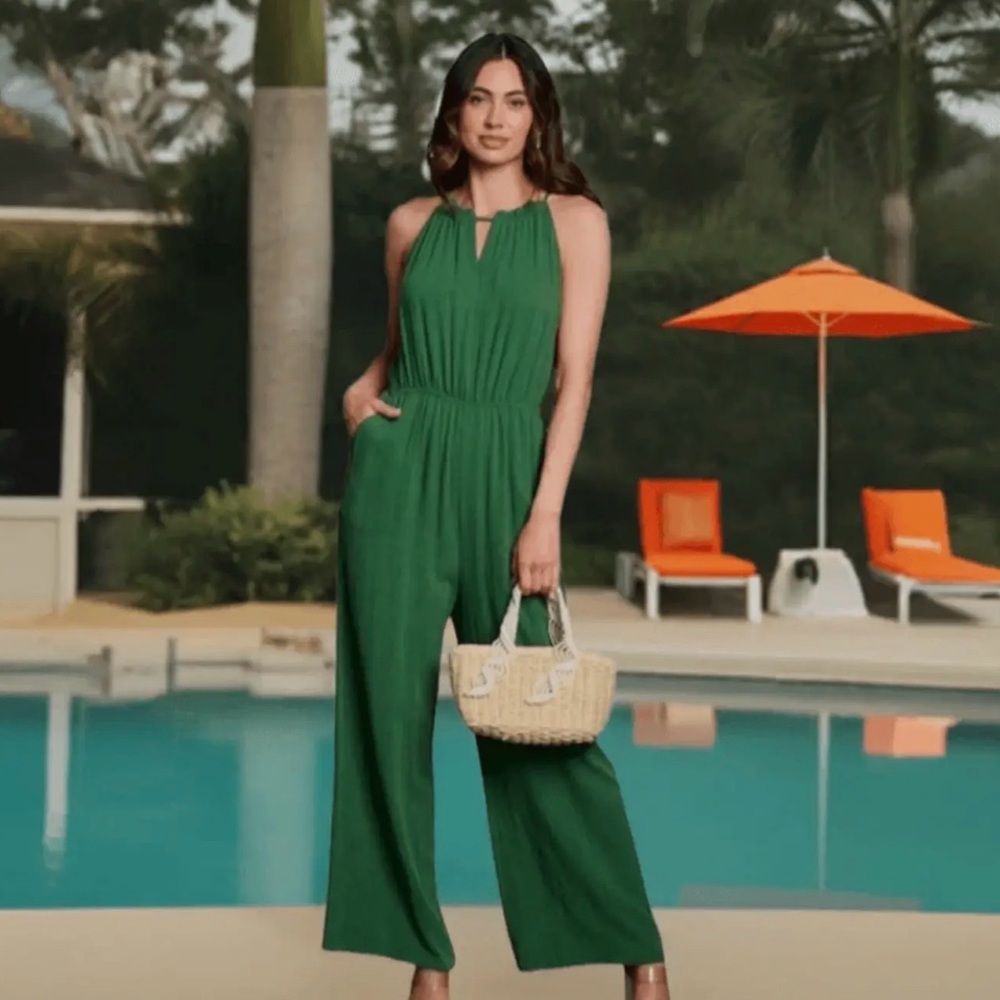 Elegant Green Jumpsuit